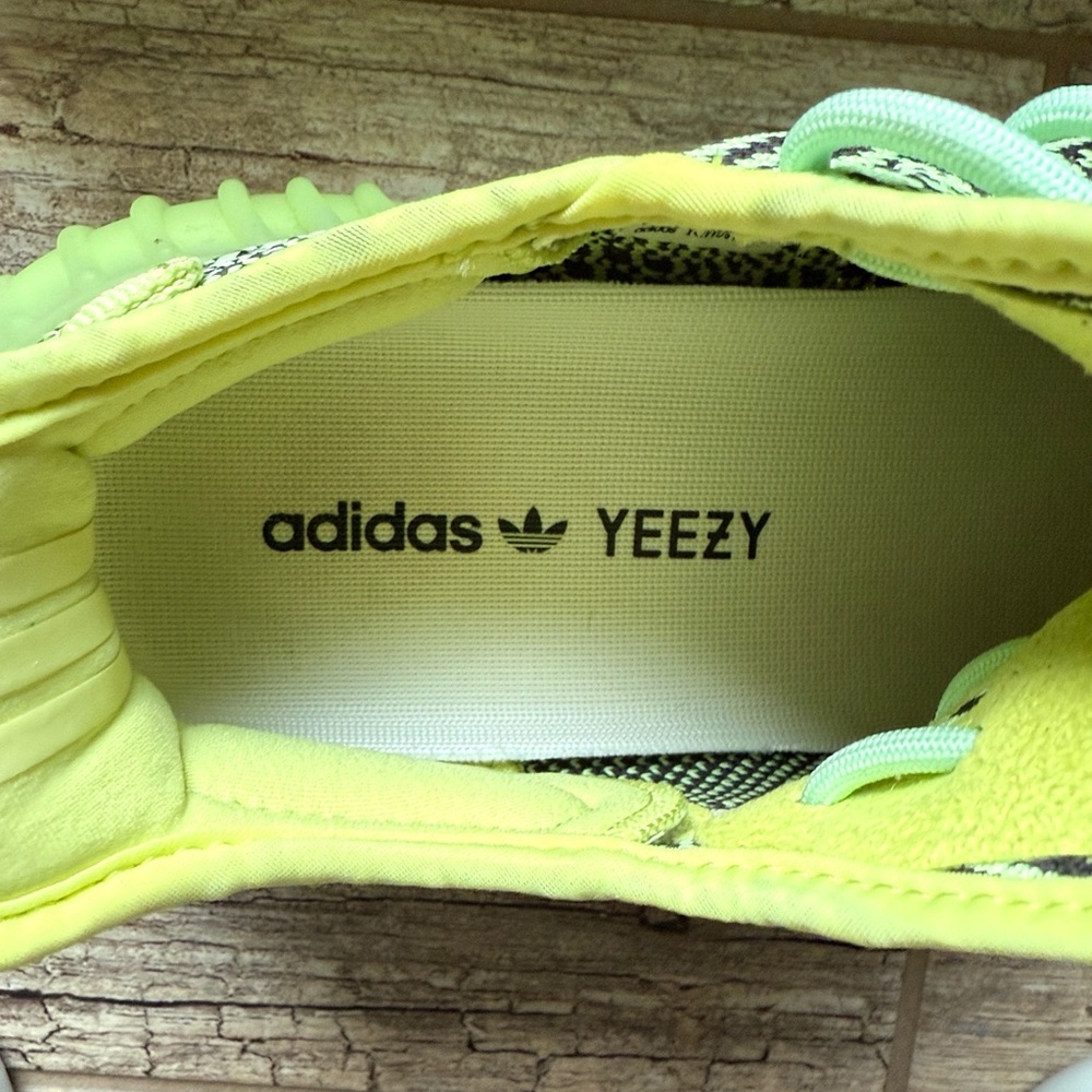 Adidas Yeezy Boost 350 V2 in Lime and Black - Picture 6 of 9